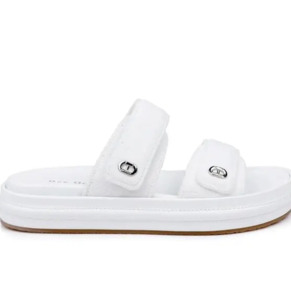 Dee Ocleppo NWOT Finland White Double Strap Sandal Slides